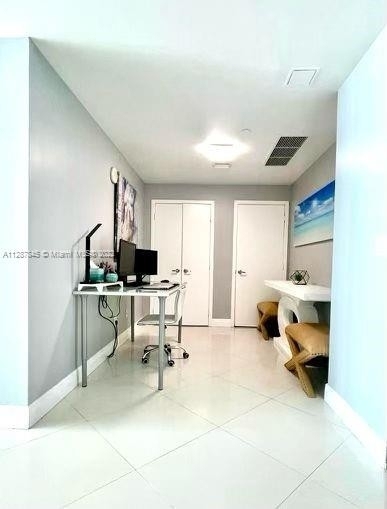 888 Biscayne Blvd (1+den) - Photo 0