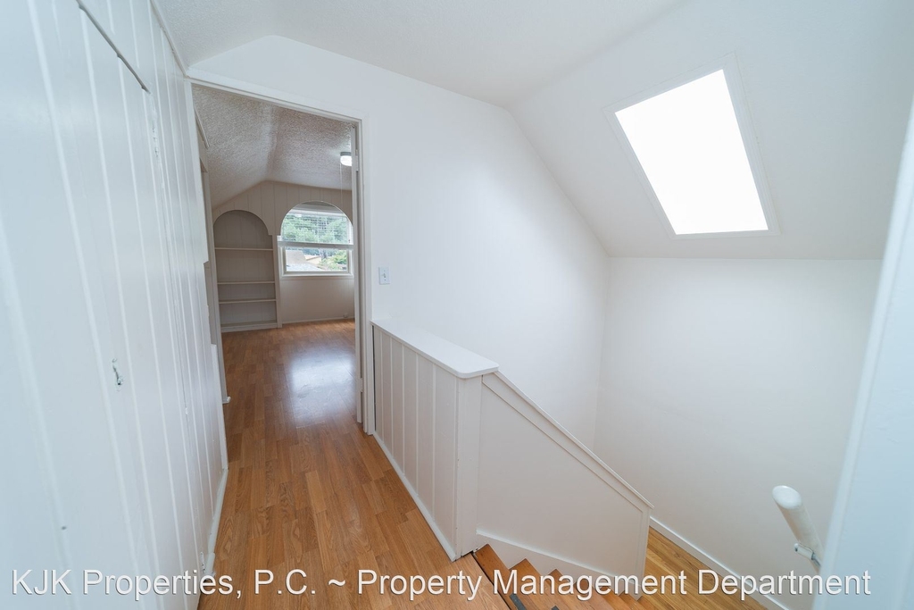 10820 Ne Hancock St. - Photo 17