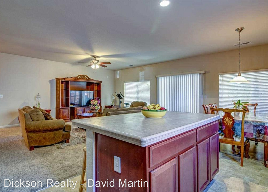 5520 Desert Dreams Dr - Photo 4