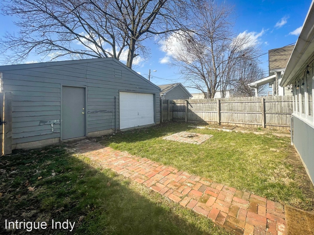 1418 Olive St - Photo 28