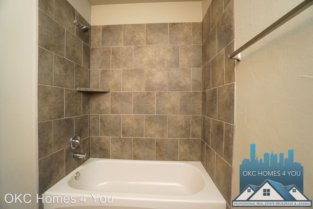 205 Saint Charles Way - Photo 18