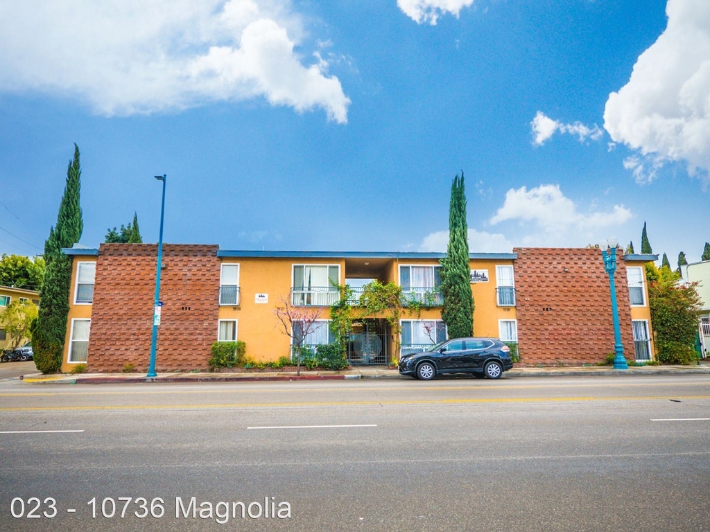 10736 Magnolia Blvd. - Photo 23