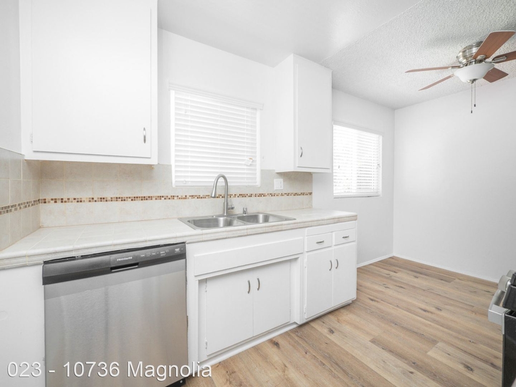 10736 Magnolia Blvd. - Photo 7