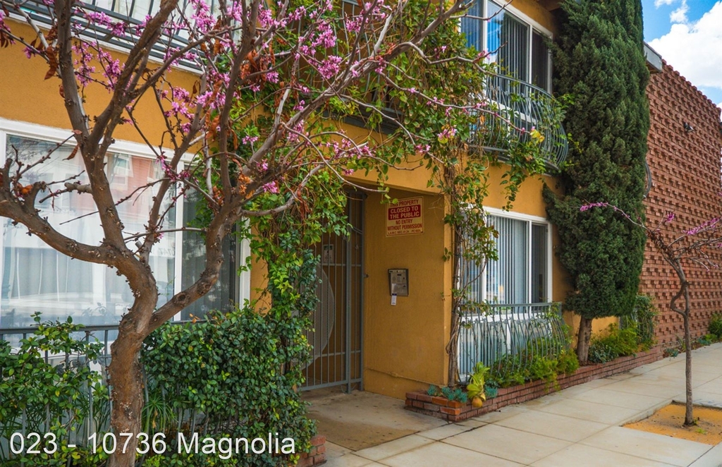 10736 Magnolia Blvd. - Photo 30