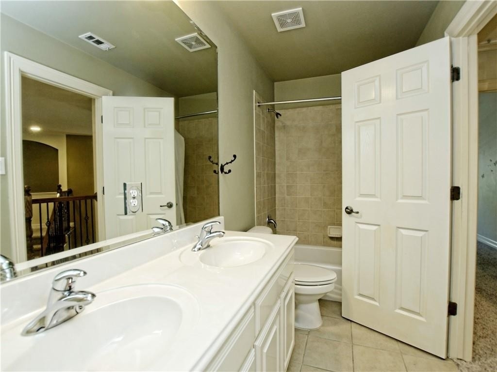 2341  Berwick Dr - Photo 23