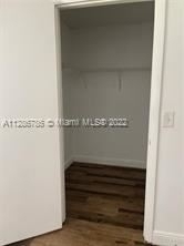 241 Sw 84th Ave - Photo 2