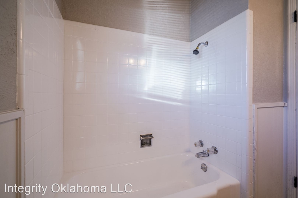 6604 Braniff Dr. - Photo 40