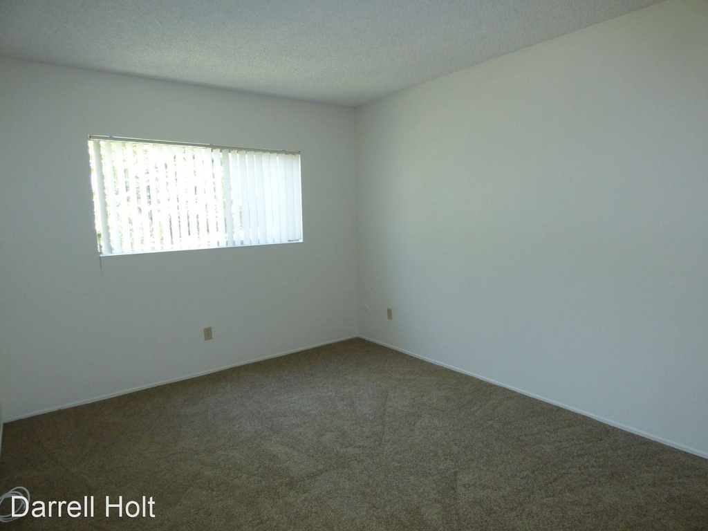 4641 Date Ave. - Photo 5