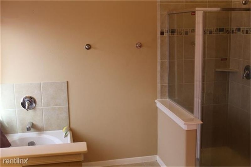 11403 Kenswick Cove Court - Photo 11