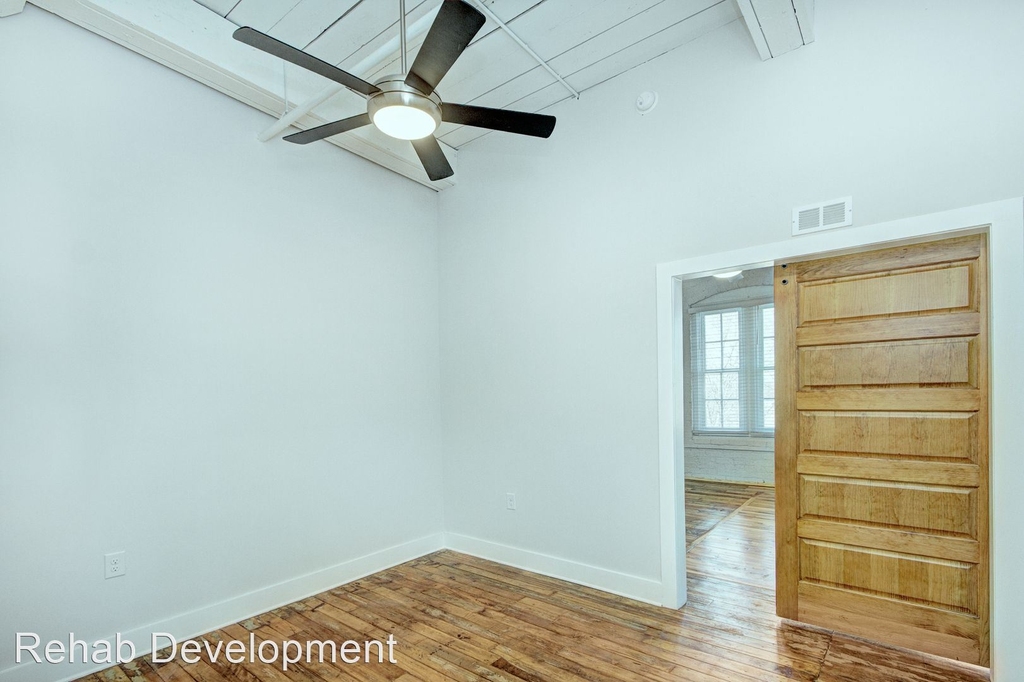 518 Miller Street - Photo 4