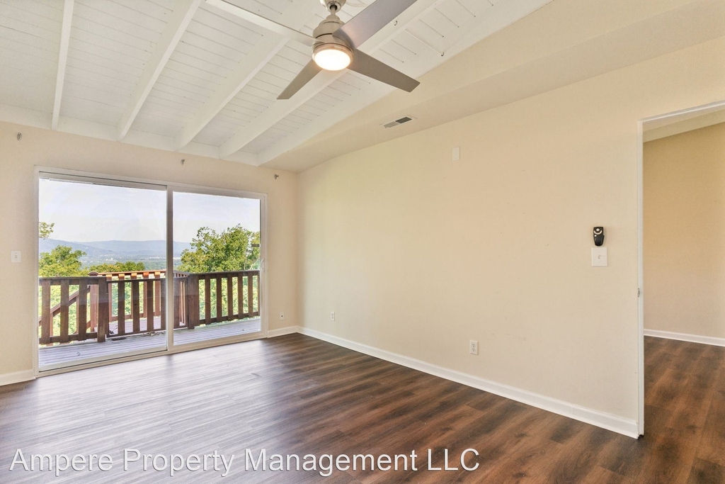 563 S Crest Rd - Photo 2