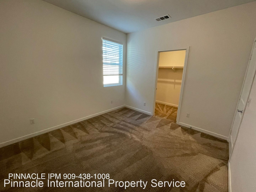 6984 Silverado Street - Photo 11