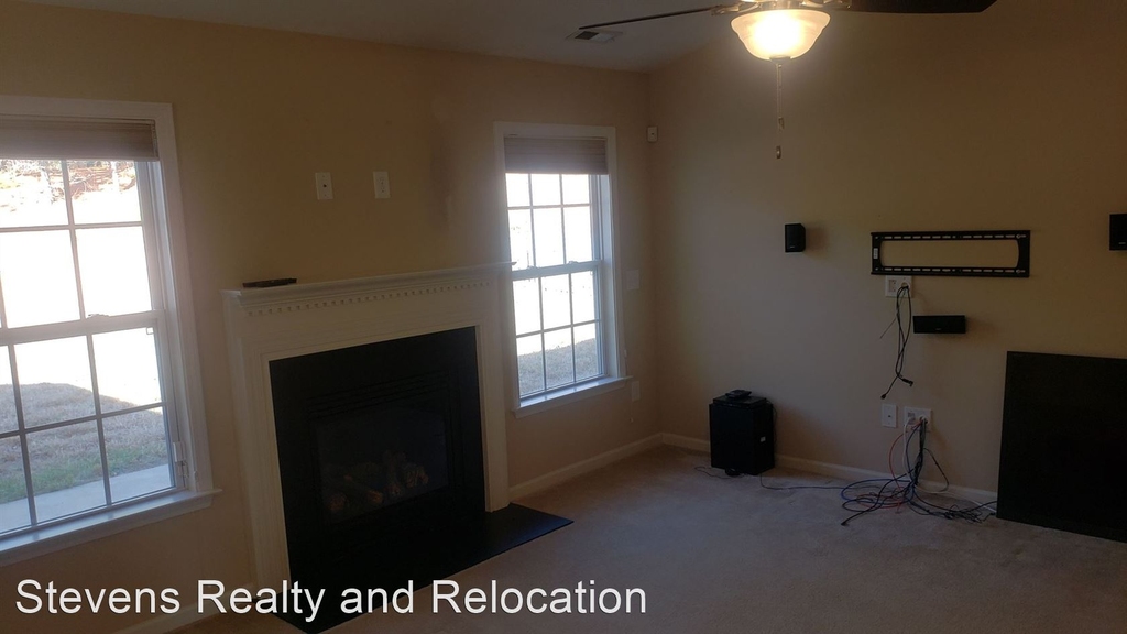 918 Ribbonleaf Lane - Photo 3