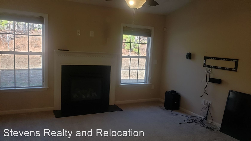 918 Ribbonleaf Lane - Photo 2