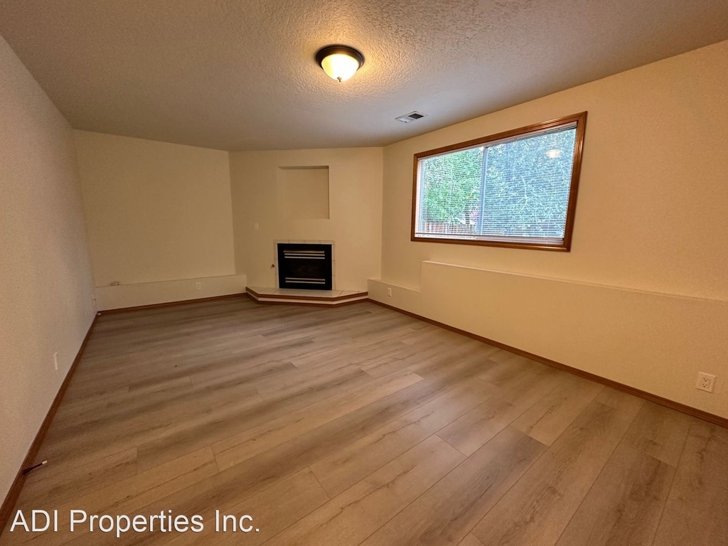 1413 Sw 178th Ave. - Photo 2