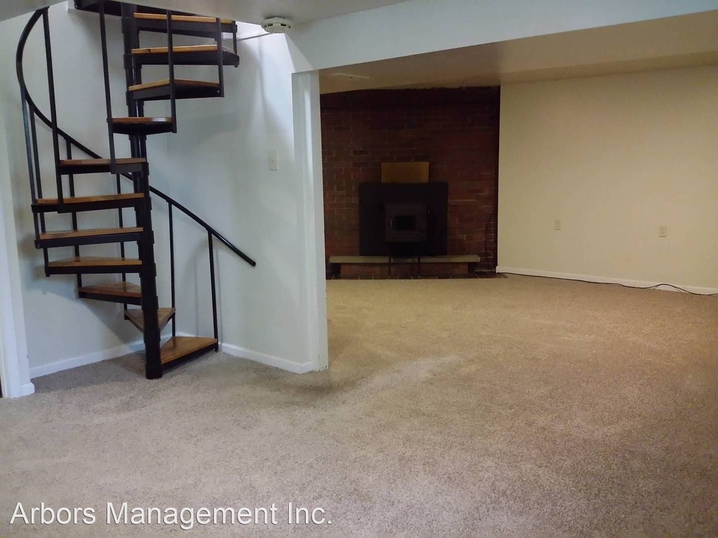 180 Marion Drive - Photo 4