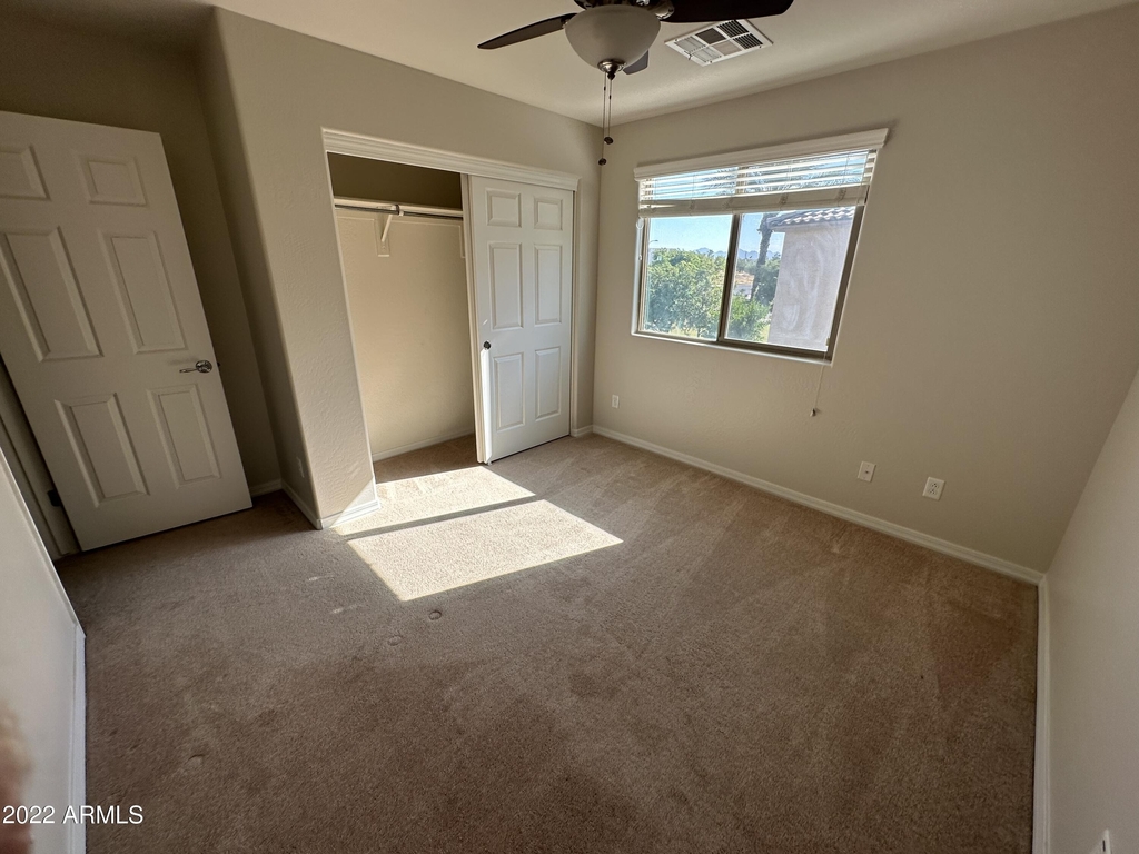 2224 W Beverly Lane - Photo 25