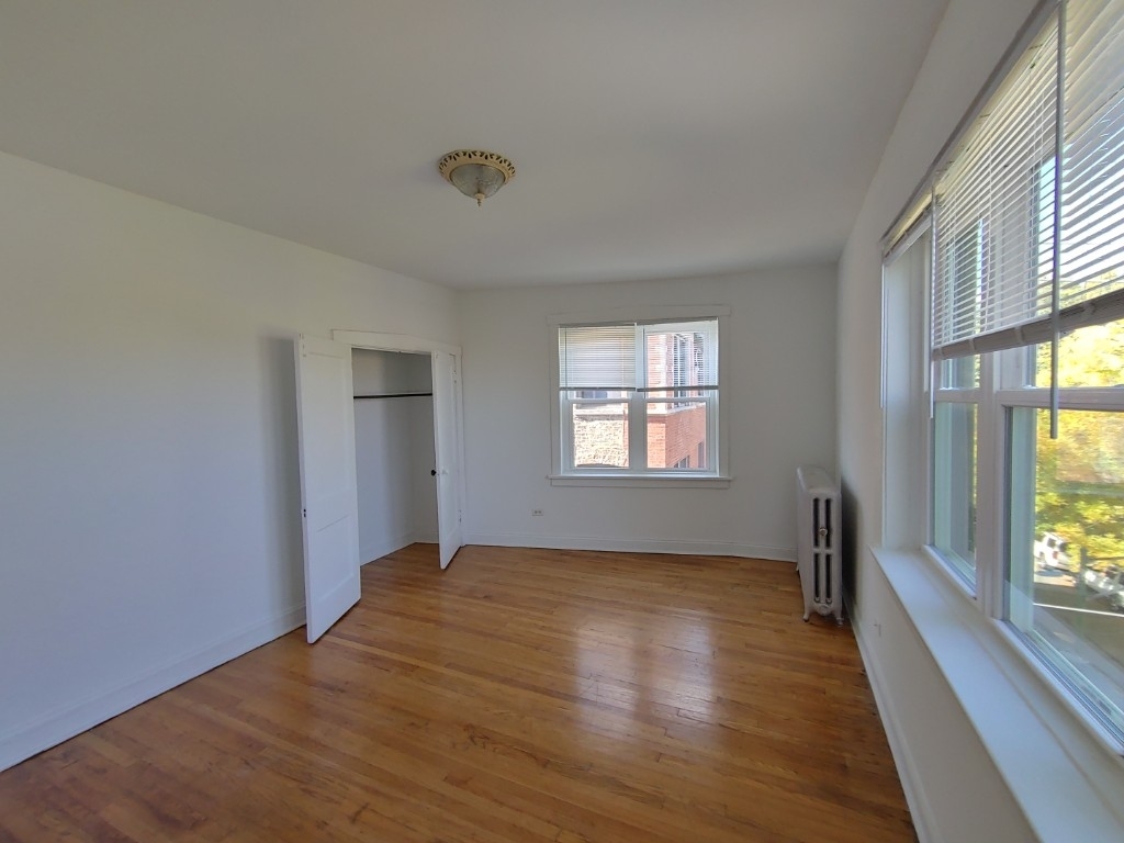 1709 West North Shore Drive - Photo 2