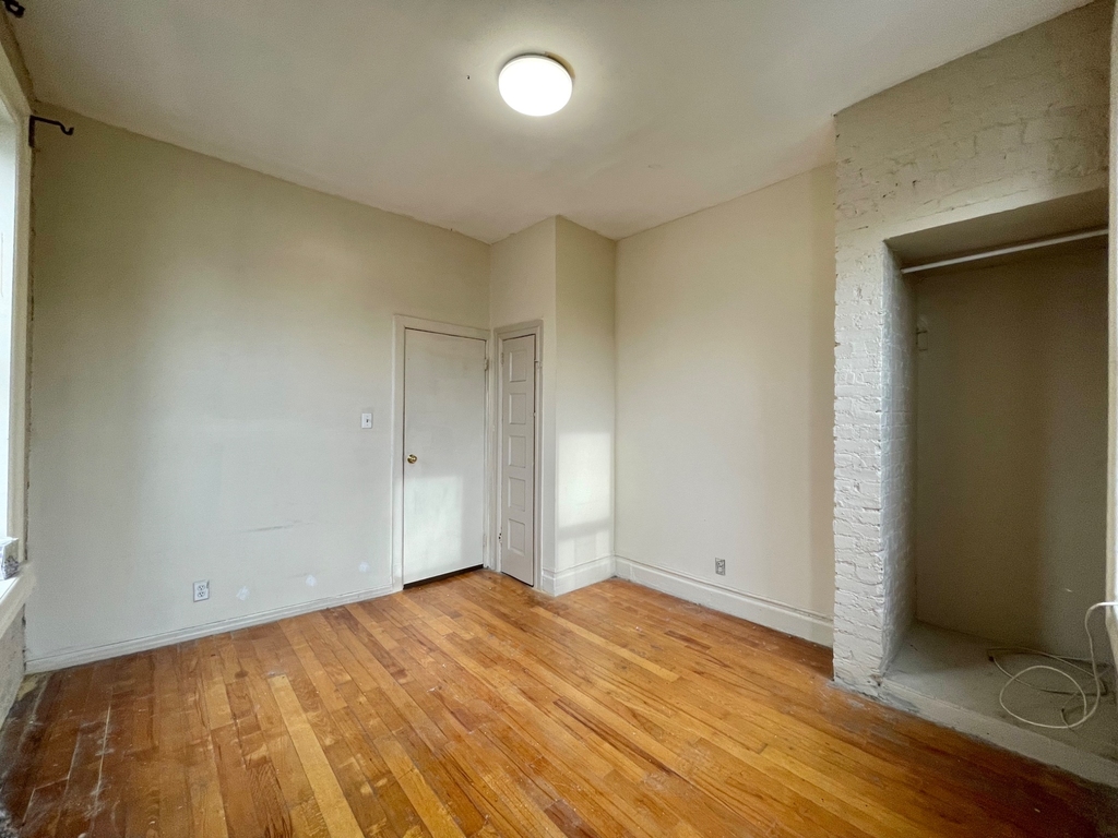 406 East 119th Street - Photo 4