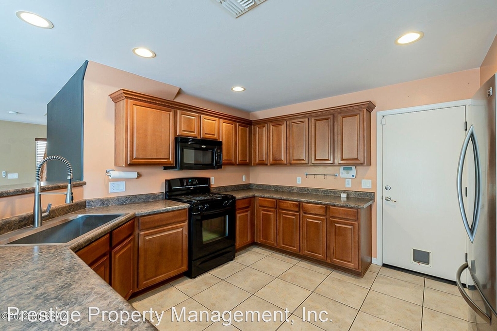 7068 S Brickellbush Lane - Photo 12