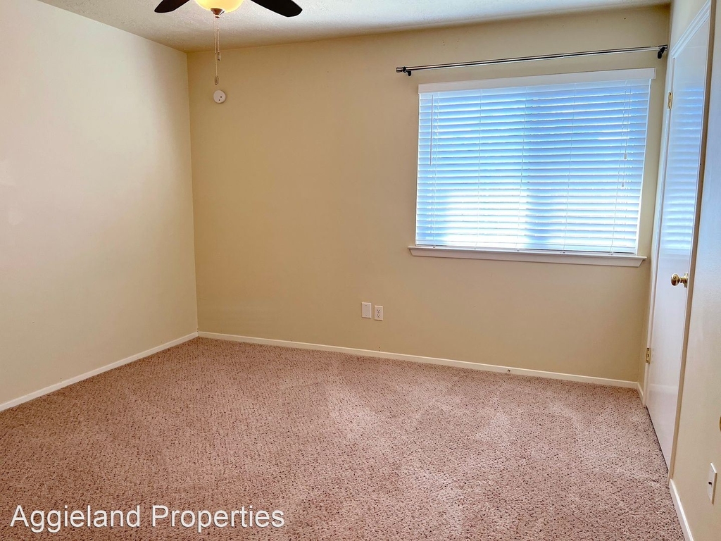 2800 Longmire Dr #60 - Photo 10