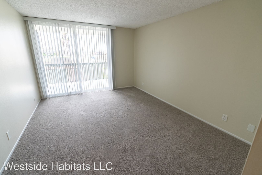 4200 S Harbor Blvd - Photo 3