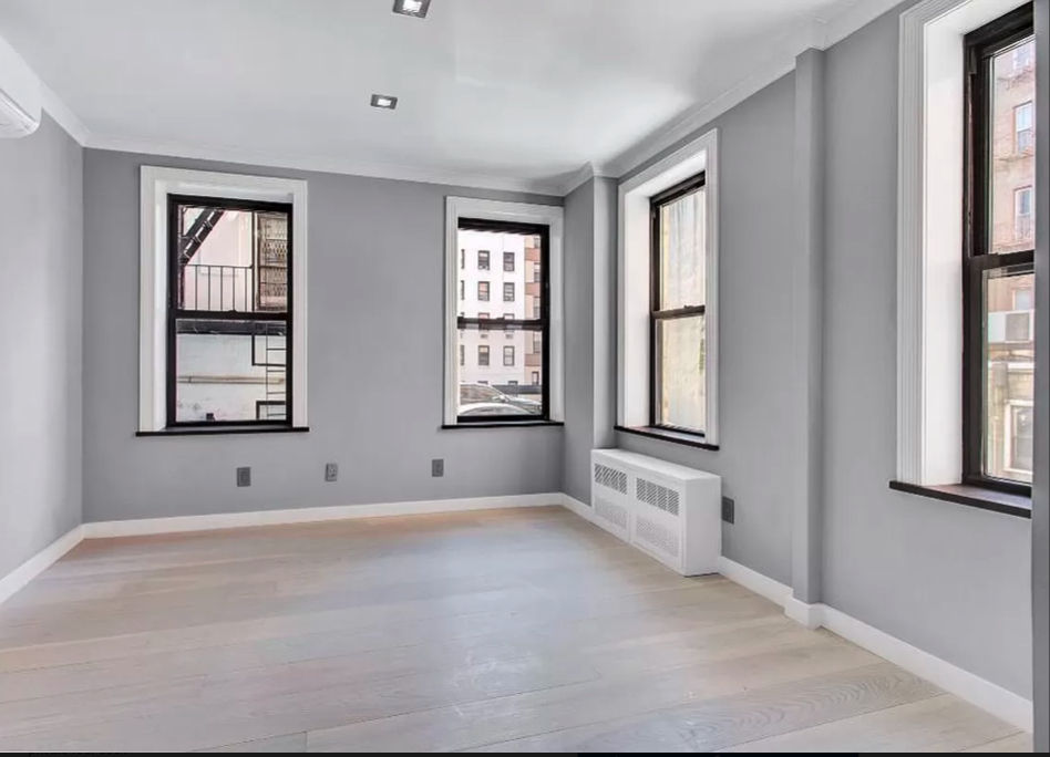 213 East 26th Street - Photo 9