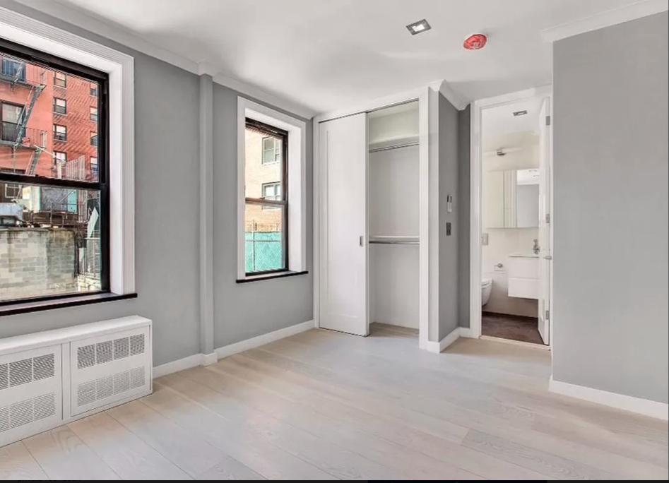 213 East 26th Street - Photo 5