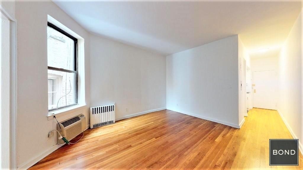 233 East 81 Street - Photo 3