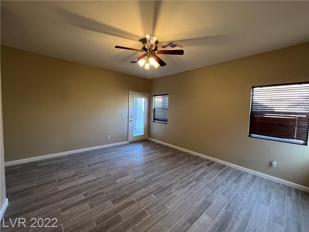 5712 Tropic Mist Street - Photo 12