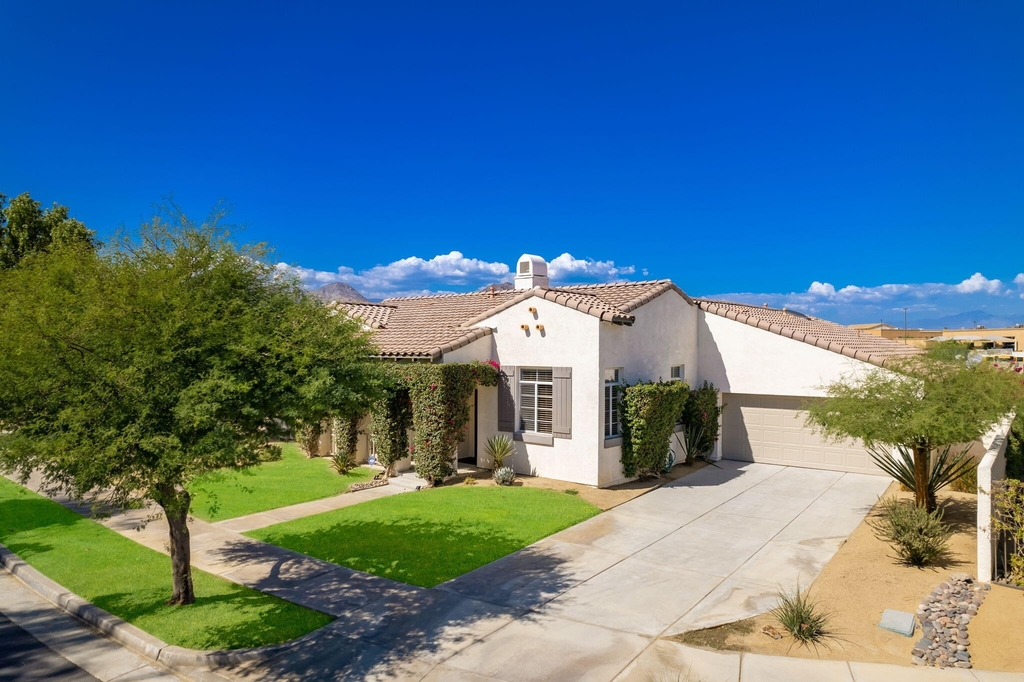 79700 Desert Willow Street - Photo 3