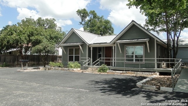 706 E Blanco Rd - Photo 1