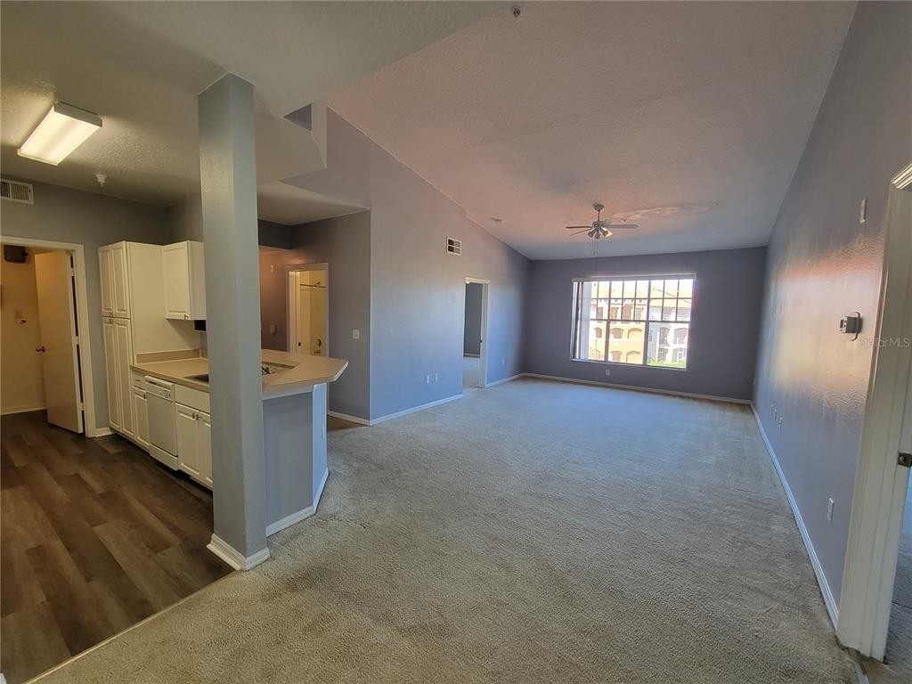 5530 Metrowest Boulevard - Photo 2