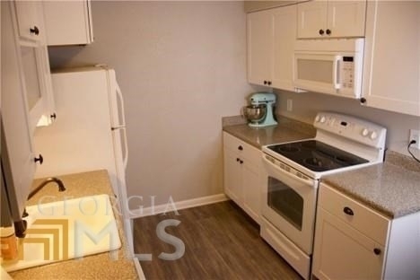 5155 Roswell Rd  #5 - Photo 3