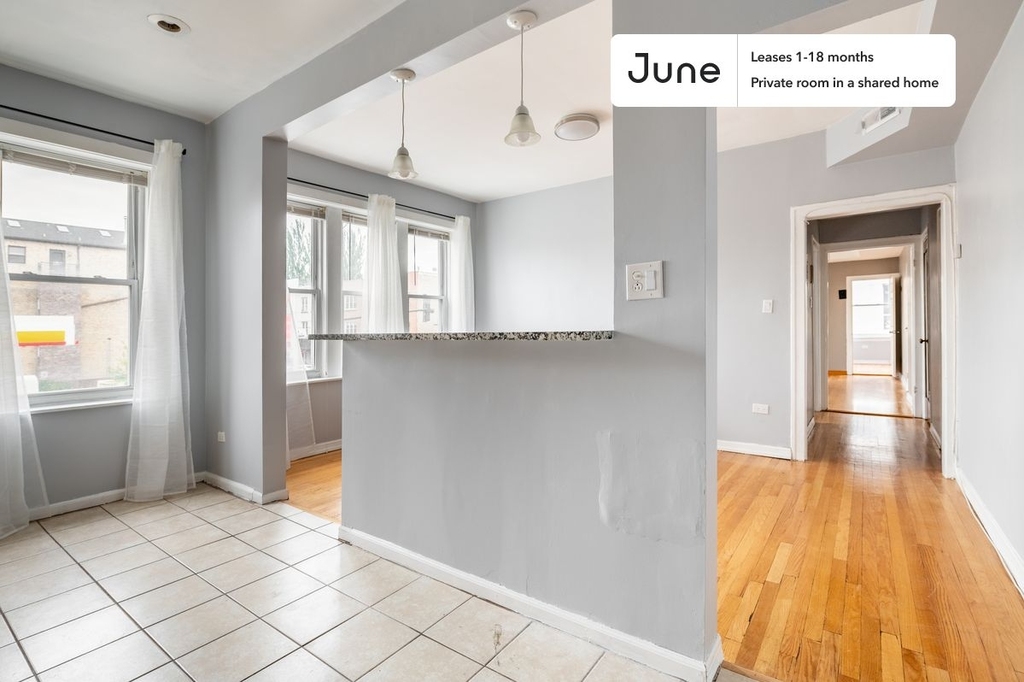 1001 North Damen Avenue - Photo 12