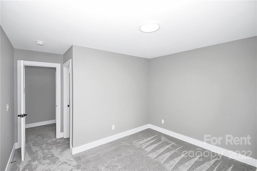 1581 S Aspen Street - Photo 7