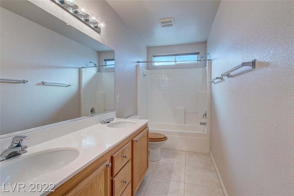 8205 Golden Cypress Avenue - Photo 29