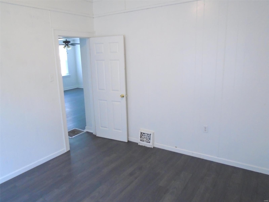 2650 East 24th Street - Photo 6