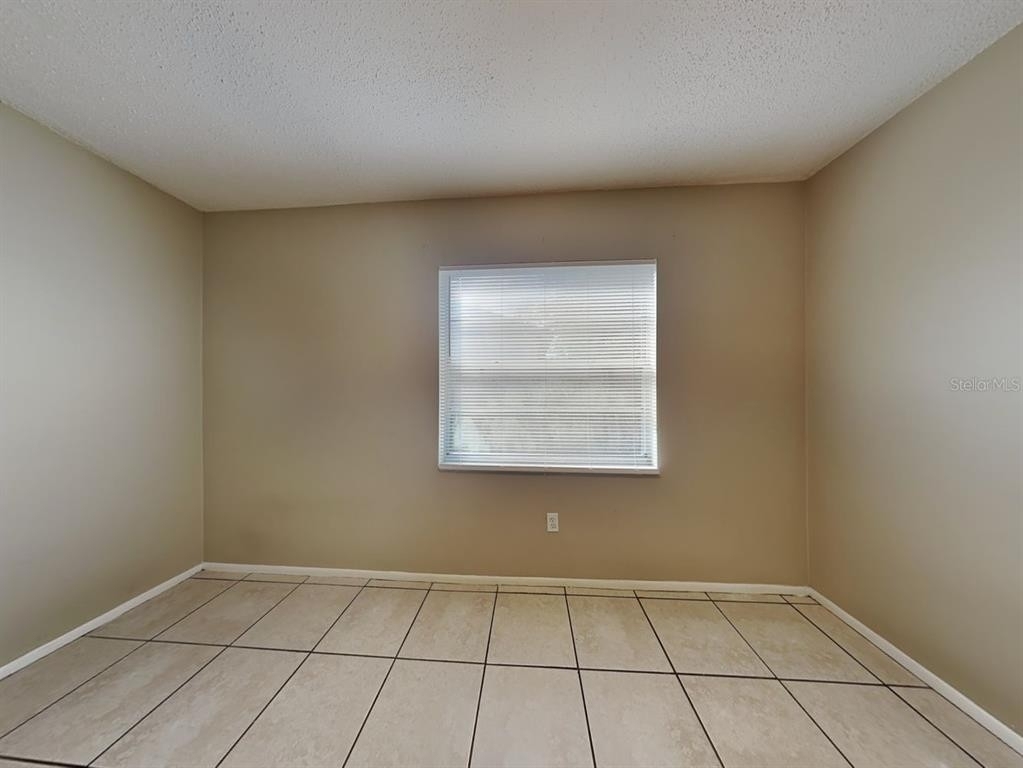 1034 Bridlewood Way - Photo 1