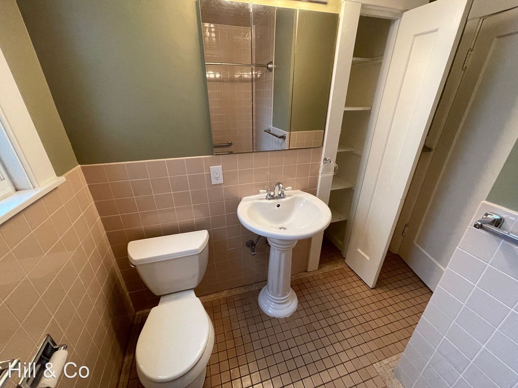 138 Dorchester Way - Photo 7