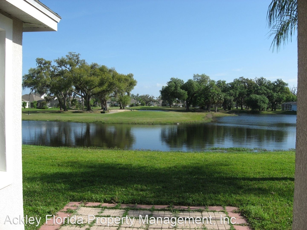 1939 Willow Wood Drive - Photo 5