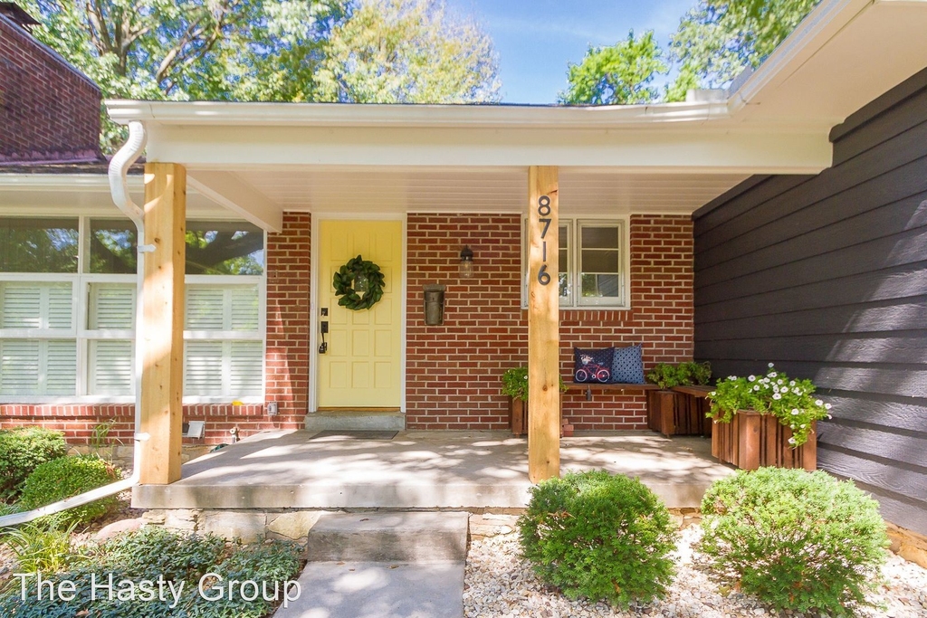 8716 Meadow Lane - Photo 1