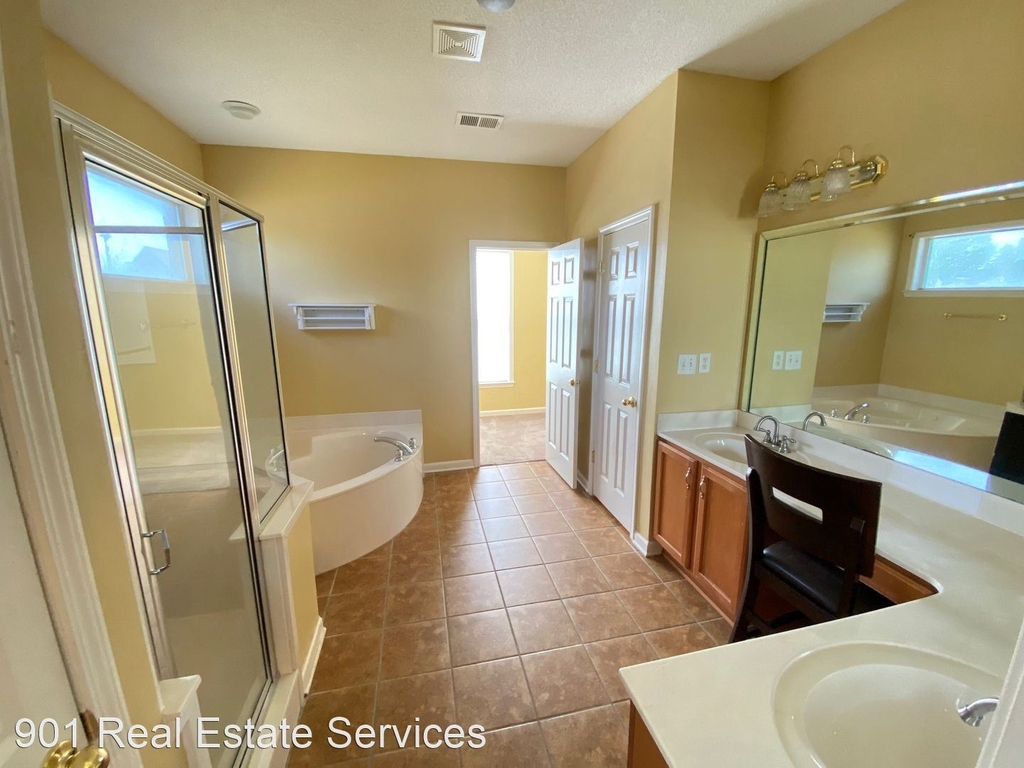 7638 Easterly Lane - Photo 19