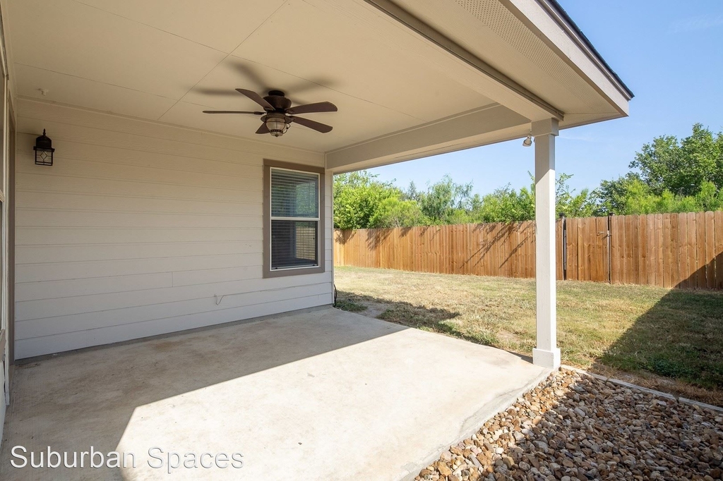 4003 Blue Oak Pass - Photo 16