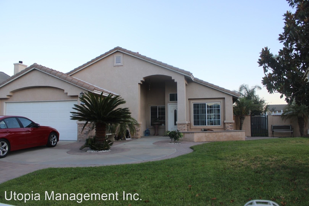 2751 W. Sunrise Dr - Photo 0