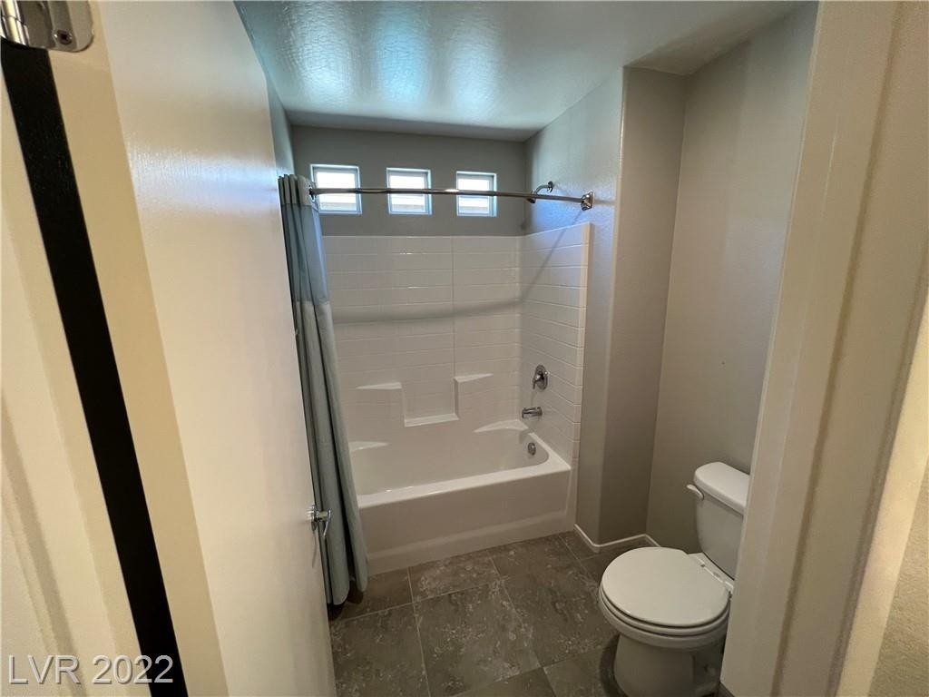 7232 Halo Falls Street - Photo 21