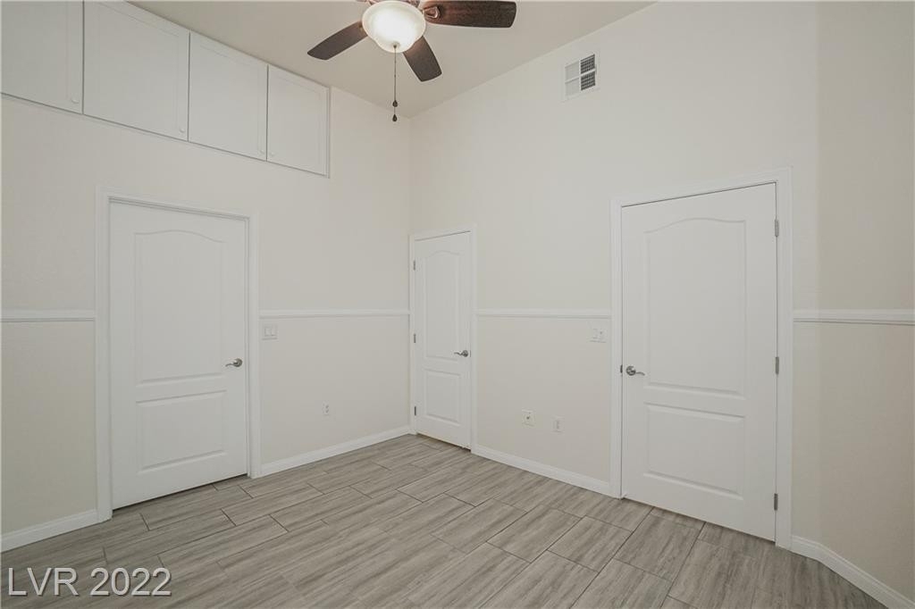 2305 West Horizon Ridge Parkway - Photo 10