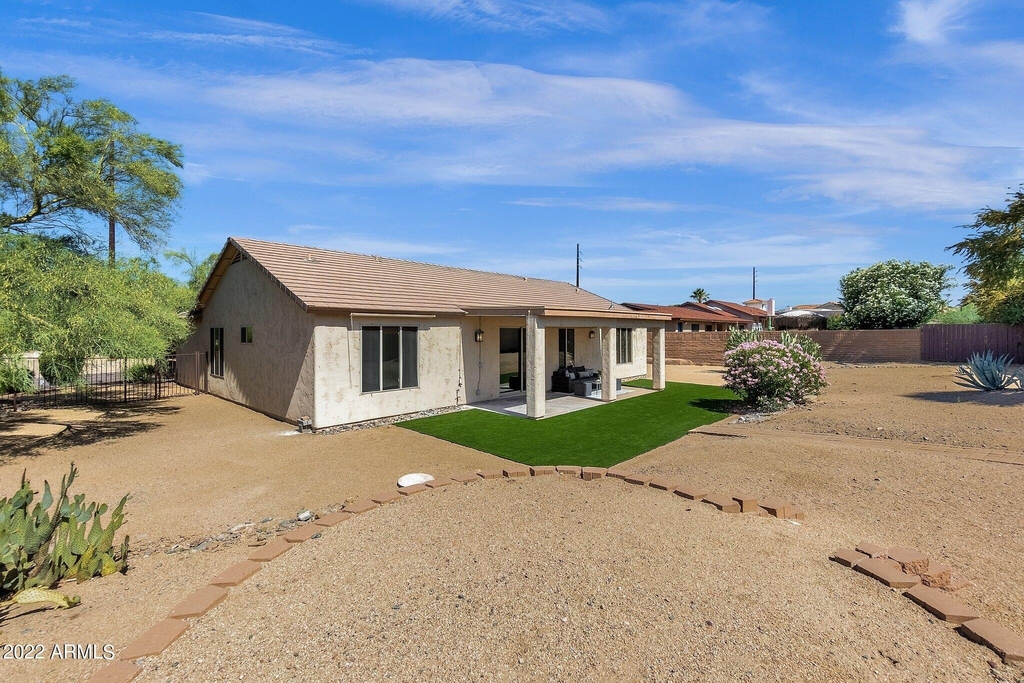 14052 N El Pueblo Boulevard - Photo 25