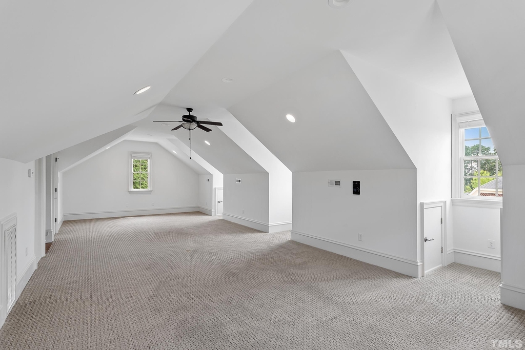 1001 Green Oaks Parkway - Photo 15