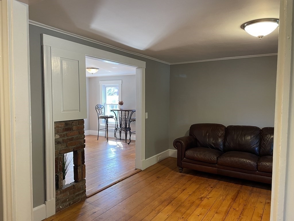 353 Hartford Avenue - Photo 9